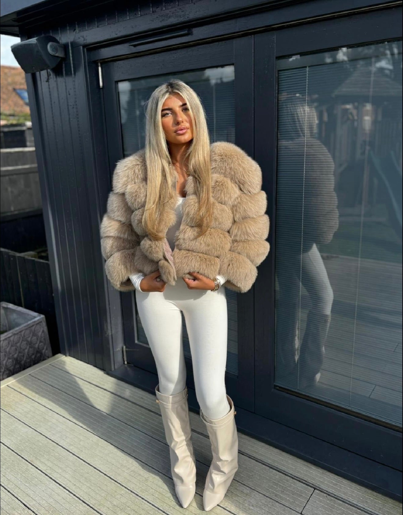 Latte beige cropped fox fur coat